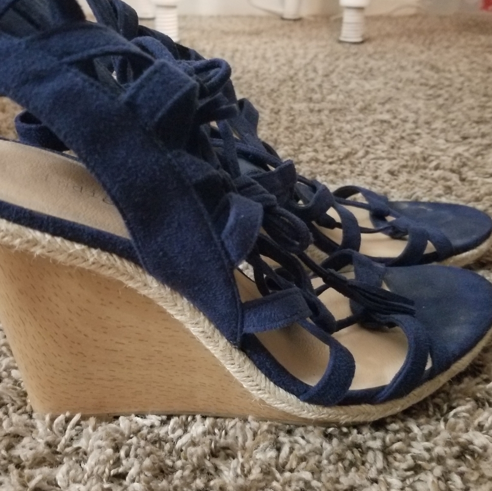 Indigo Rd. Wedges - Picture 2 of 3